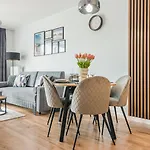 Apartamenty Holiday City - Perlowa Przystan