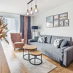 Apartamenty Holiday City - Perlowa Przystan