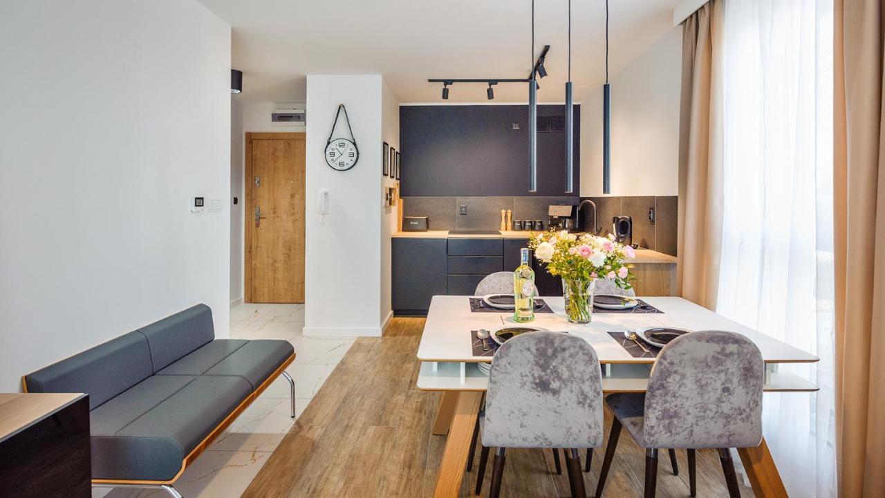 - Perlowa Przystan Apartment Kolberg
